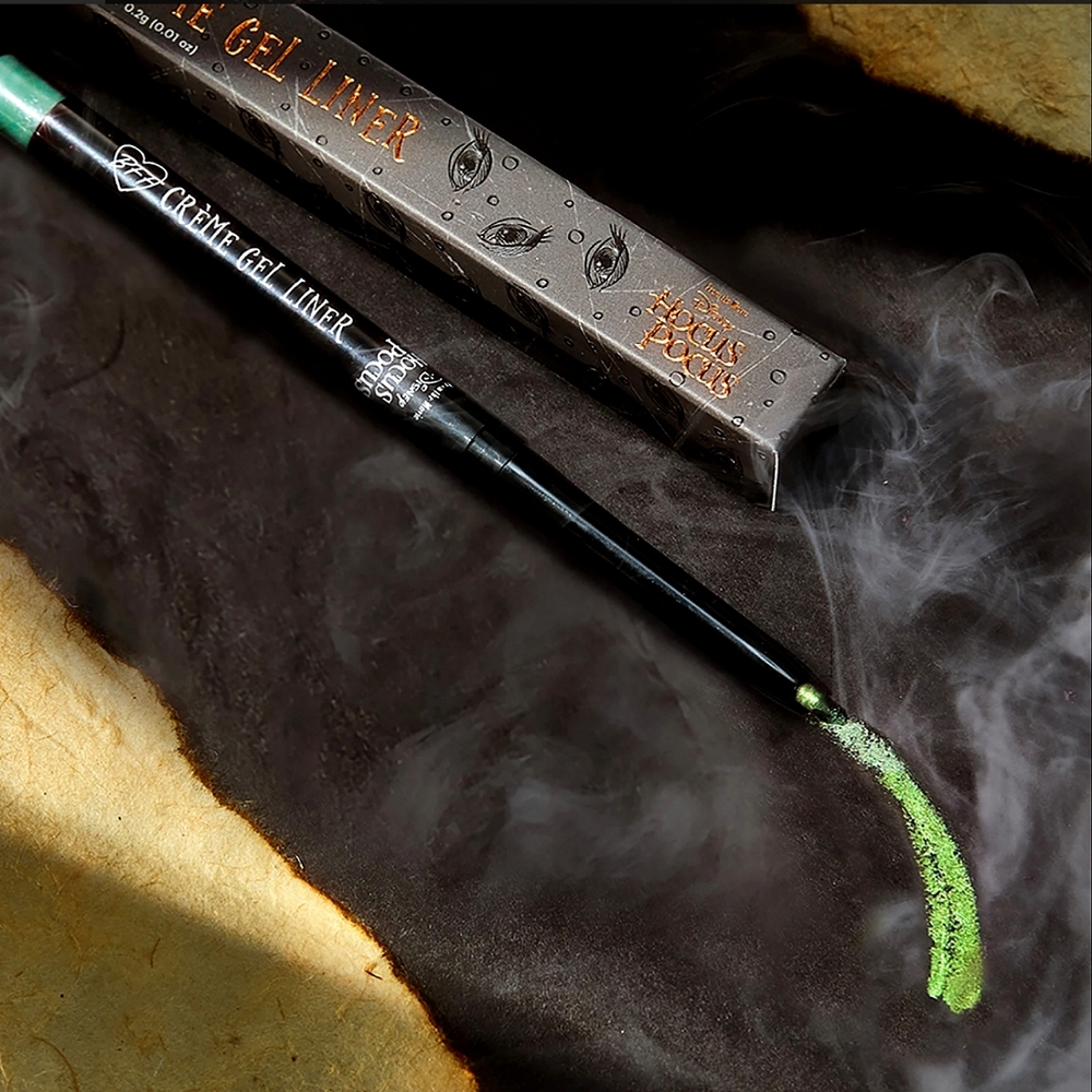 Hocus Pocus "Black Flame Candle" Liner